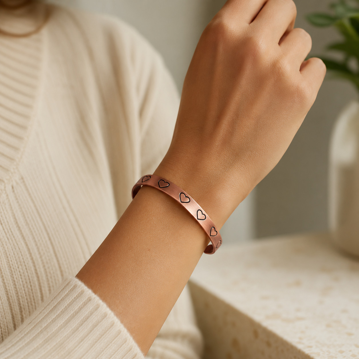 Minimal Copper Magnetic Cuff view 5